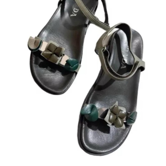Prada Flower Sandals 37 - Picture 1 of 8